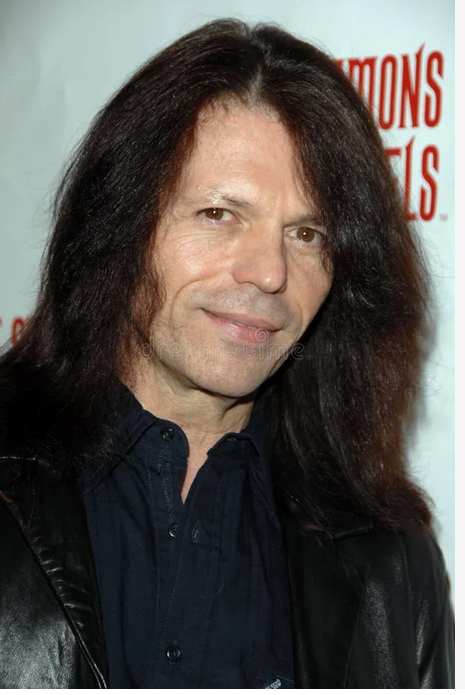 Руди Сарзо о финальном концерте Оззи Озборна